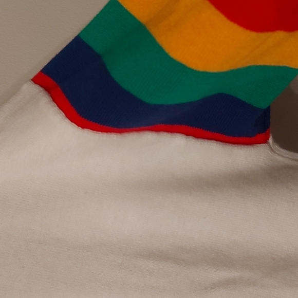 Disney x Forever 21 sweater - Picture 14 of 14